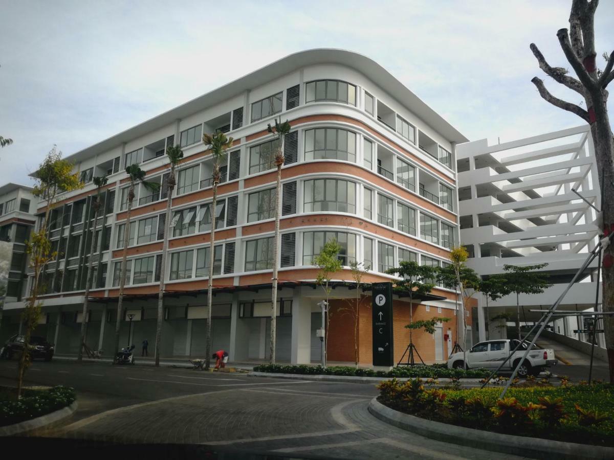 Homezstay Soho Timesquare Miri Exterior photo